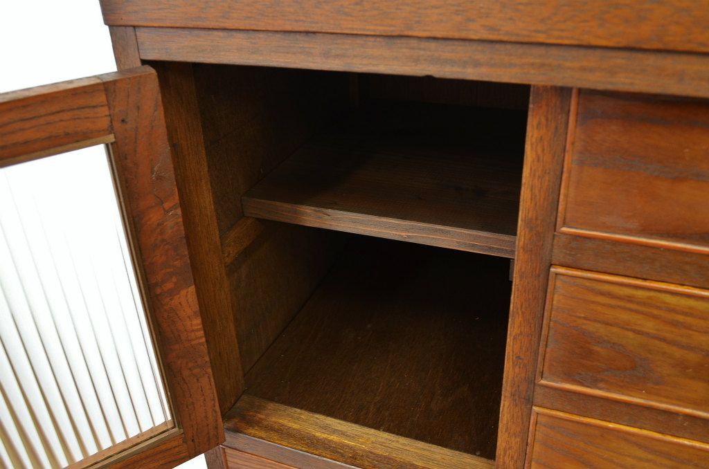 レトロ家具　昭和レトロ　モールガラスと小引き出し付きチェスト(箪笥・たんす)