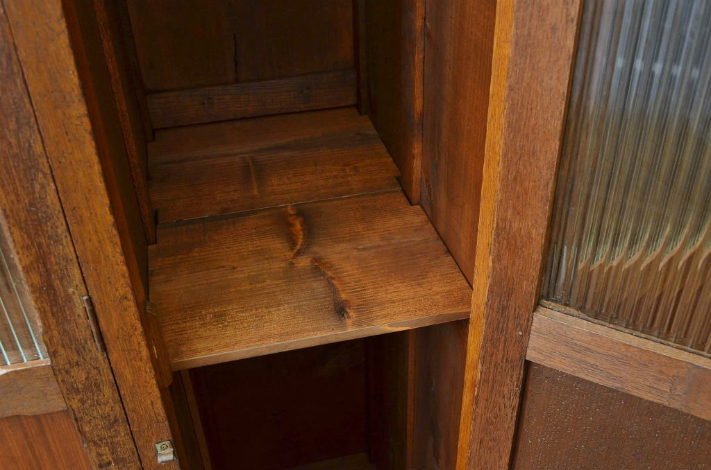 レトロ家具　昭和レトロ 希少 古い木のモールガラスアンティークロッカー?4人用