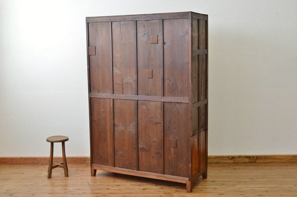 レトロ家具　昭和レトロ 希少 古い木のモールガラスアンティークロッカー?4人用