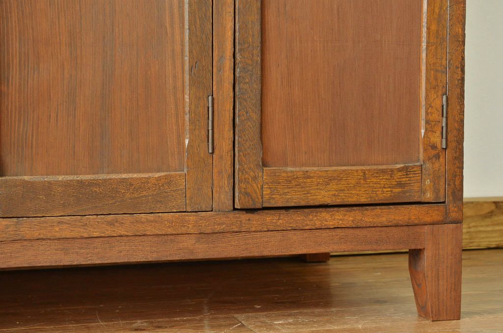 レトロ家具　昭和レトロ 希少 古い木のモールガラスアンティークロッカー?4人用