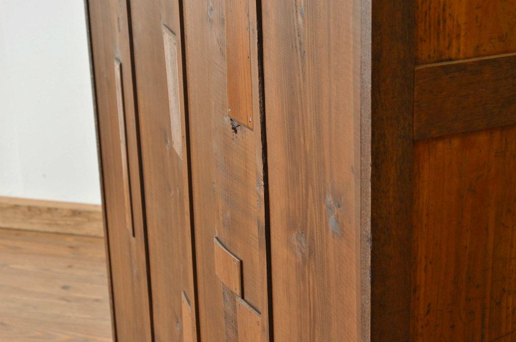 レトロ家具　昭和レトロ 希少 古い木のモールガラスアンティークロッカー?4人用