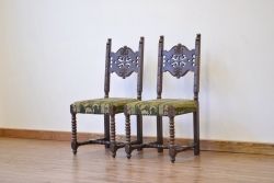 中古 重厚なデザインのオーク材ダイニングチェア2脚セット(1)(チェア、椅子、イス)