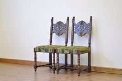 中古 重厚なデザインのオーク材ダイニングチェア2脚セット(2)(チェア、椅子、イス)