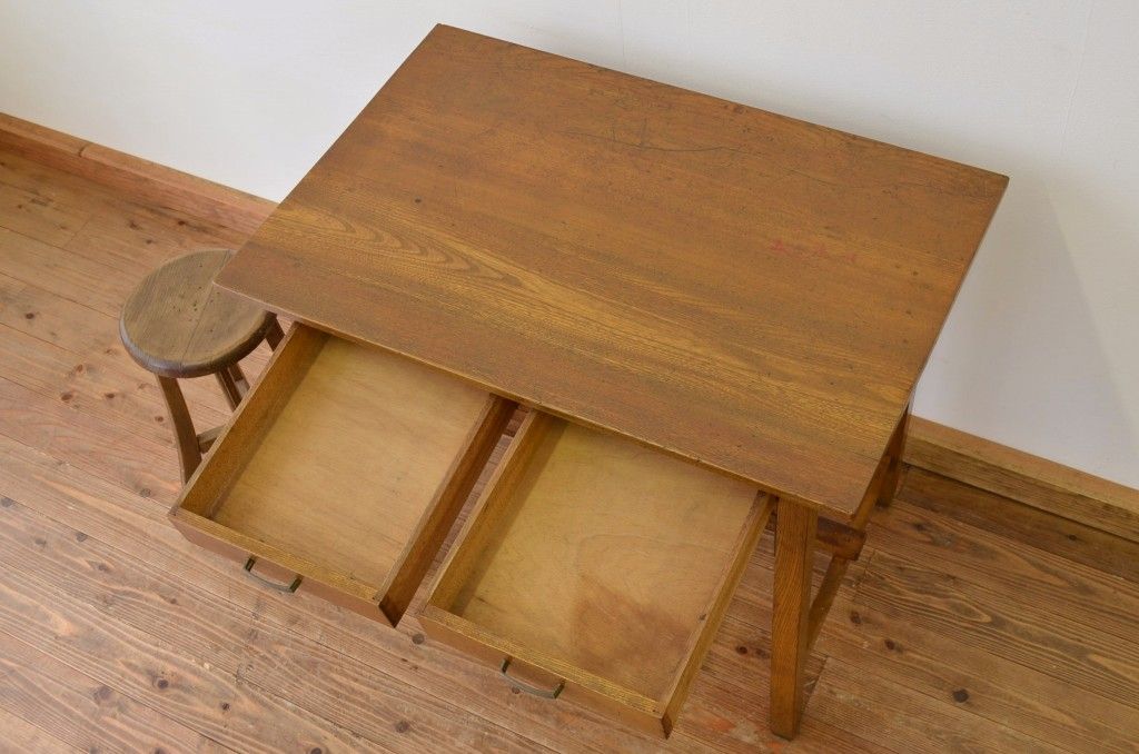 レトロ家具　昭和レトロ 古い栓無垢材のシンプルな平机?(テーブル・作業台)