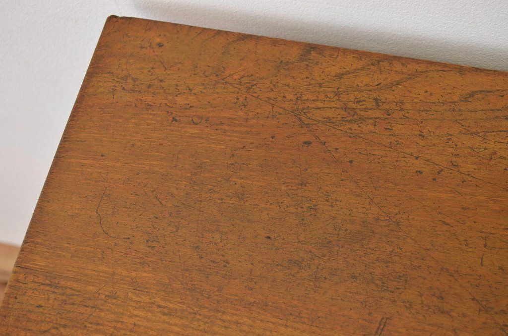 レトロ家具　昭和レトロ 古い栓無垢材のシンプルな平机?(テーブル・作業台)