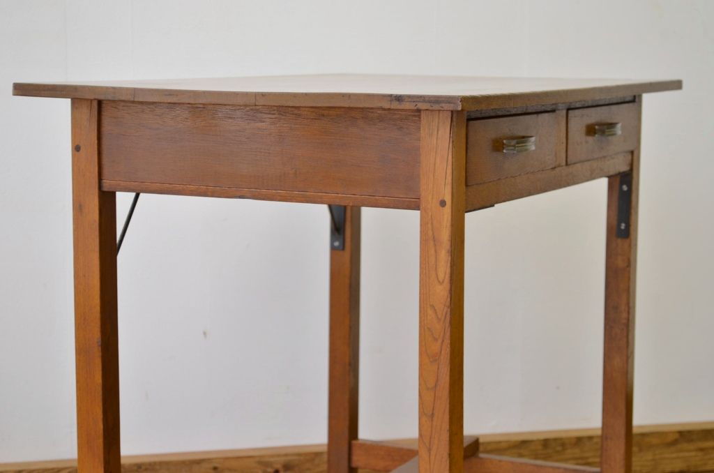 レトロ家具　昭和レトロ 古い栓無垢材のシンプルな平机?(テーブル・作業台)