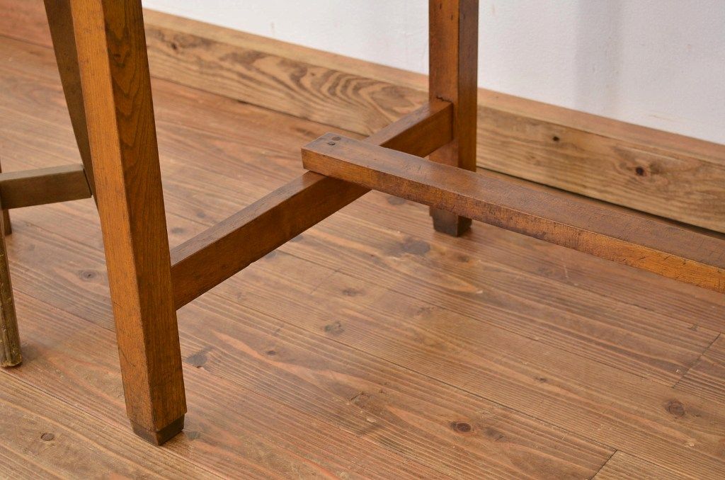 レトロ家具　昭和レトロ 古い栓無垢材のシンプルな平机?(テーブル・作業台)