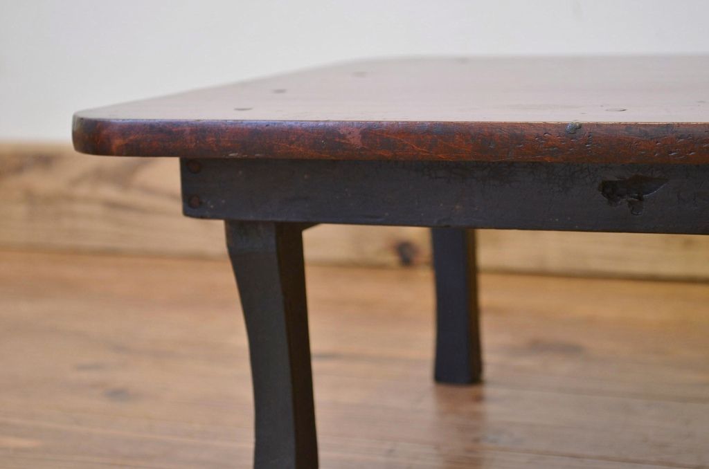 レトロ家具　昭和レトロ 天板一枚板のとても小さなかわいい角ちゃぶ台(折り畳みテーブル)