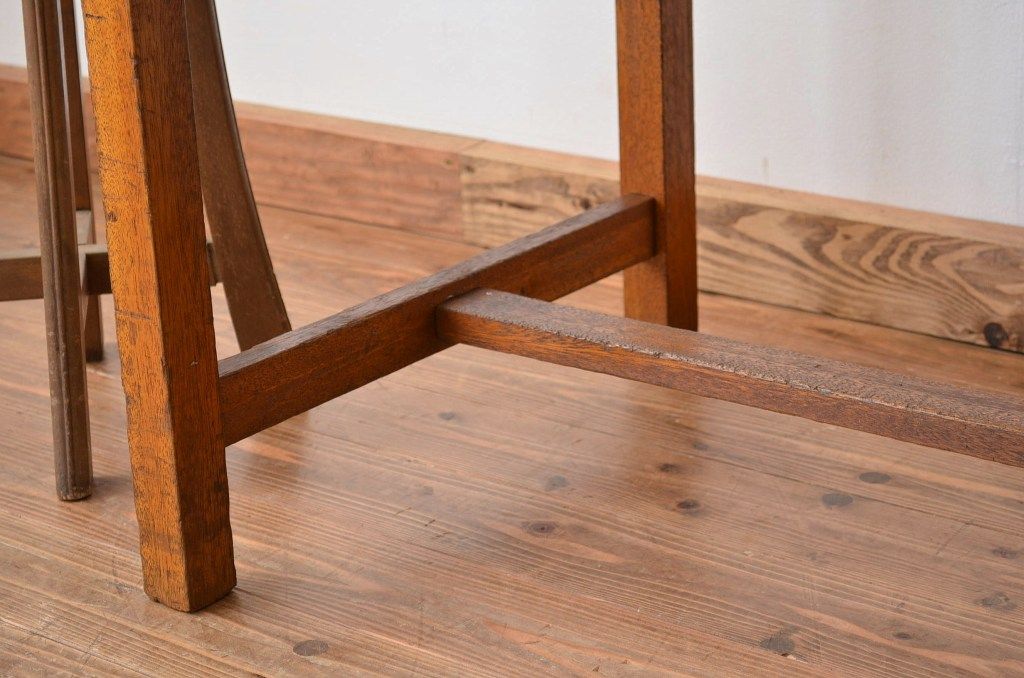 レトロ家具　昭和レトロ 縁付きデザインのかわいい平机(デスク)?作業台