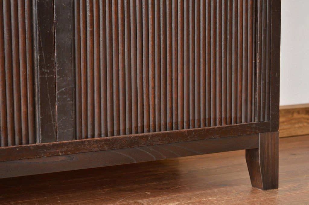 アンティーク家具　珍品希少シャッター扉の迫力72杯引き出し(ドロワー蛇腹)