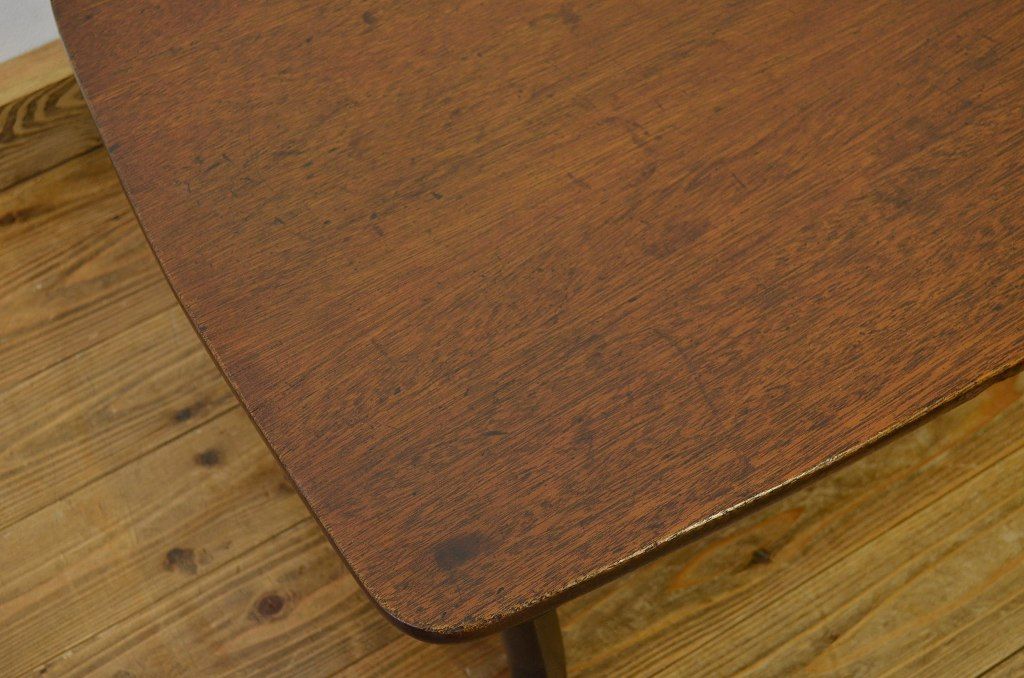レトロ家具　天板一枚板のレトロな角ちゃぶ台(折り畳みテーブル)