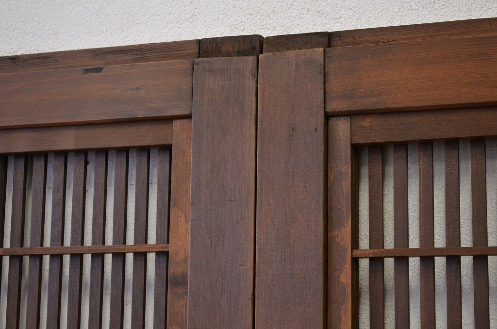 ★古民具・骨董 上質な造りのダイヤガラスと腰板欅の裏障子付き格子戸2枚セット(引き戸)