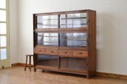 レトロ家具　昭和レトロ 結霜ガラス入り特大両面収納棚 引き出し付き(陳列棚・ショーケース・ガラスケース)