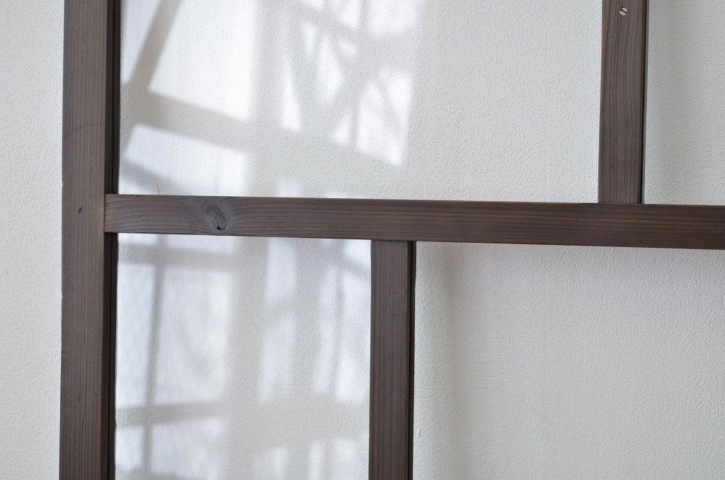 古い木の使い込まれたガラス戸2枚セット(引き戸・建具)