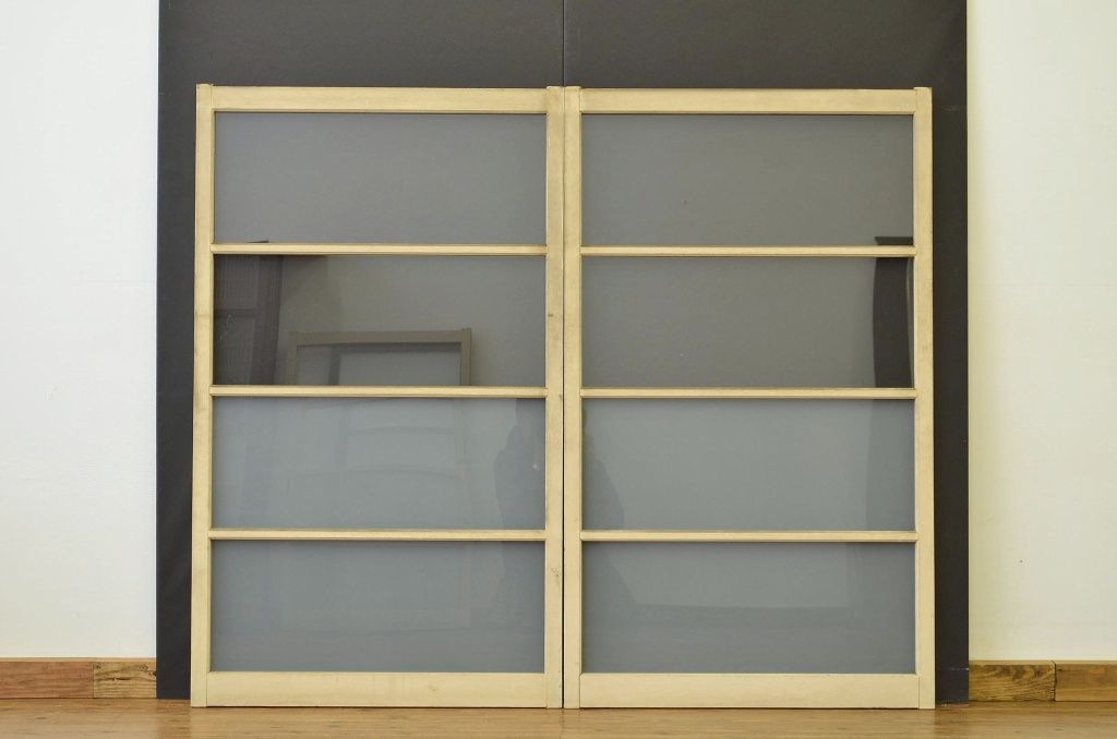 アンティーク建具　昭和レトロ　ペイントがお洒落な引き戸2枚セット(ガラス戸、窓)(R-006176)