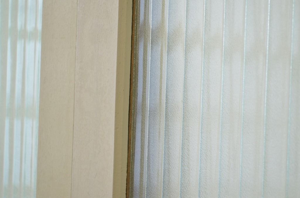 昭和レトロ　大版銀モールガラスのペイント引き戸2枚セット(1)(ガラス戸・建具)