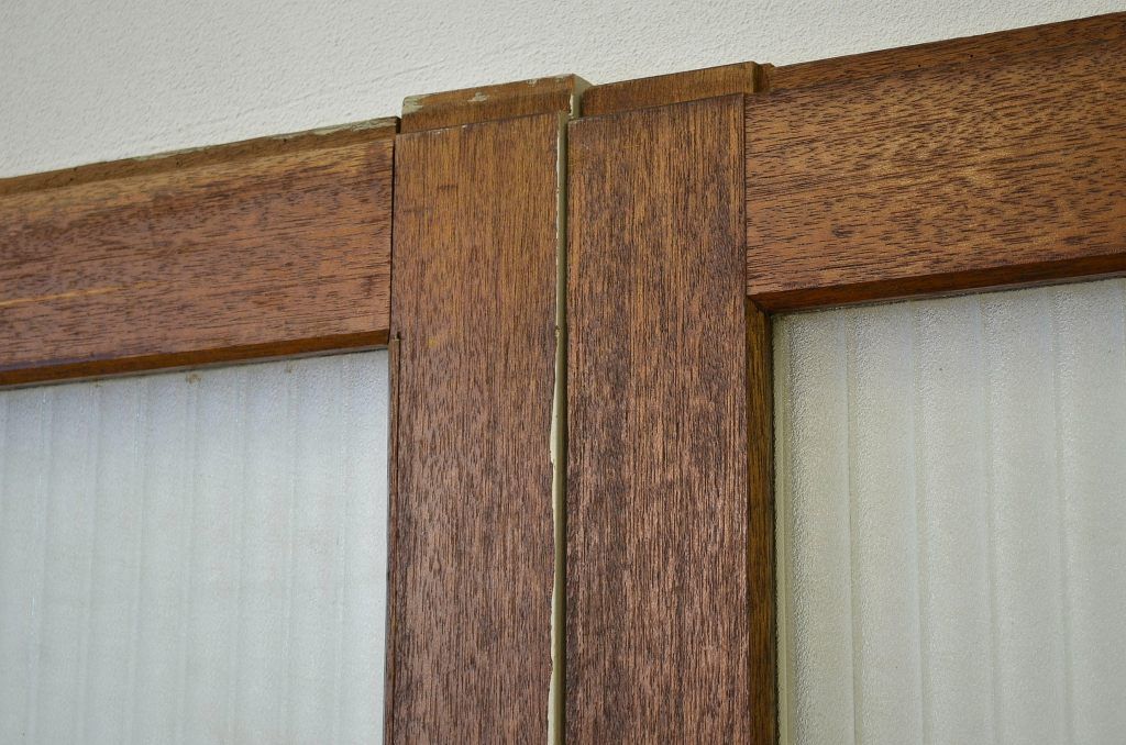 昭和レトロ　大版銀モールガラスのペイント引き戸2枚セット(1)(ガラス戸・建具)