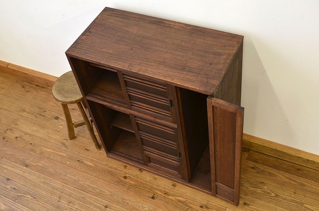 レトロ家具　昭和レトロ　造りの良い古い桐材のシックな下駄箱(収納棚アンティーク)