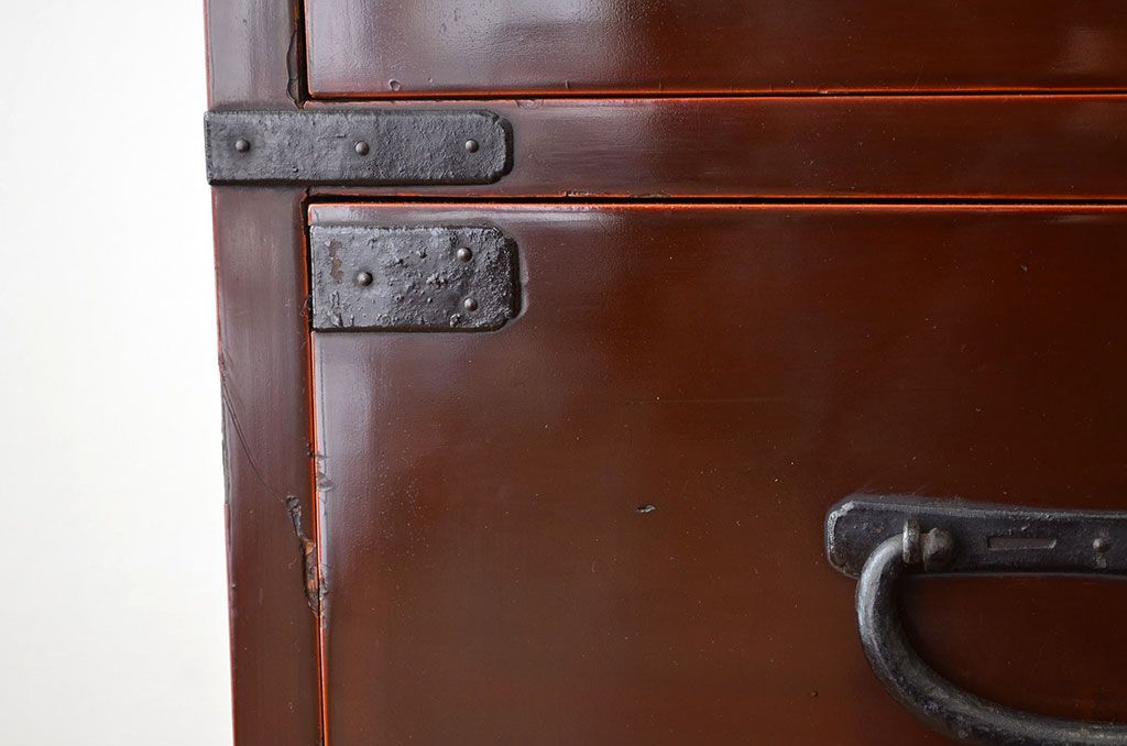 アンティーク家具　古民具・骨董　希少な合わせ一間　漆留塗時代箪笥(夫婦箪笥)