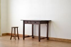 アンティーク家具　古い木のシンプルな平机(テーブル)