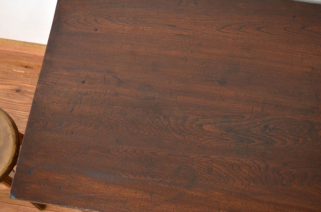 アンティーク家具　古い木のシンプルな平机(テーブル)