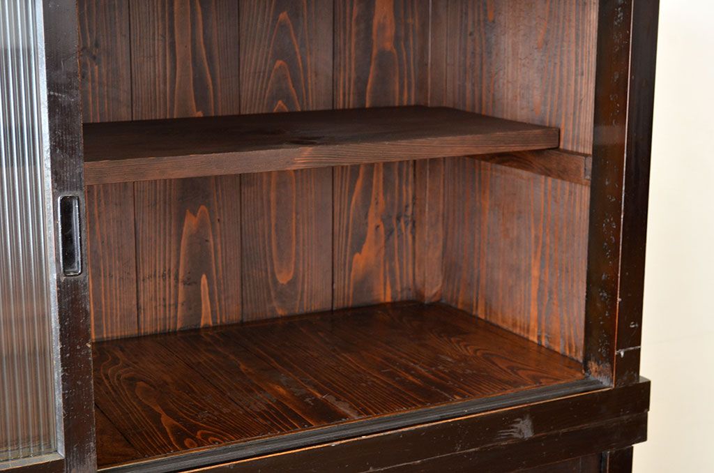 アンティーク家具　特大!　モールガラス二段重ね収納棚(食器棚)