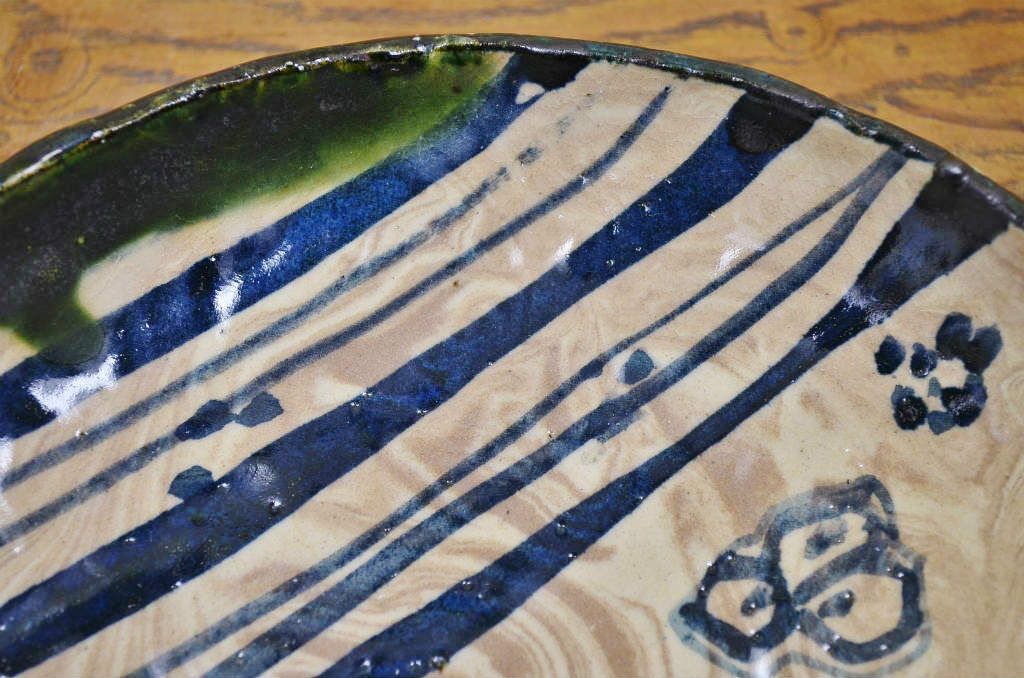 アンティーク雑貨　■古い織部焼?在銘皿(布目)