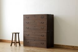 アンティーク家具　☆アンティーク　シンプルなチェスト(箪笥)