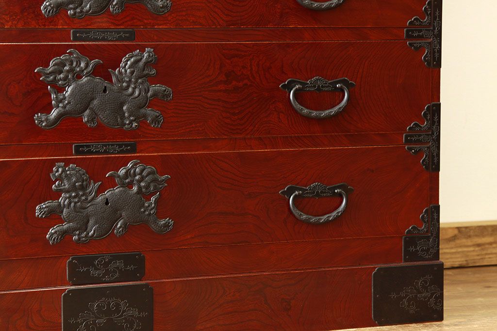 アンティーク家具　昭和初期　特別注文造り美しい三つ重ね仙台箪笥