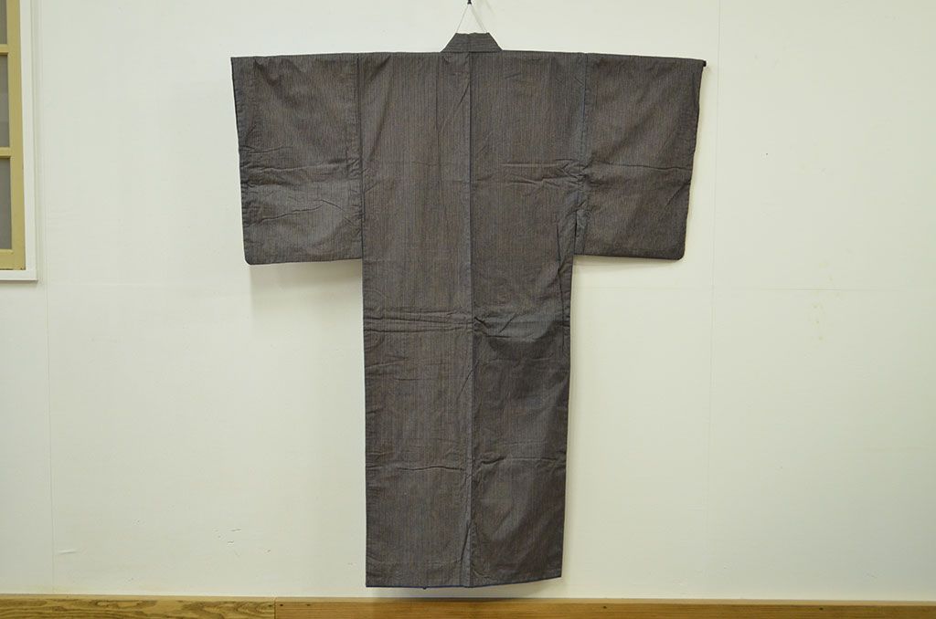アンティーク雑貨　○古い木綿着物　4点(縦縞、絣　古布材料)
