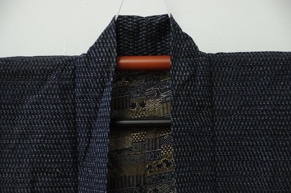 アンティーク雑貨　○古い木綿着物　3点(絣古布材料)