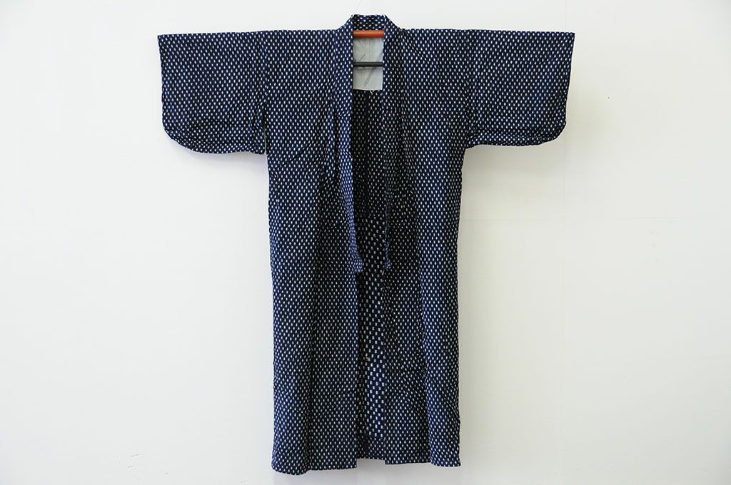 ○古い木綿着物　4点(絣古布材料)