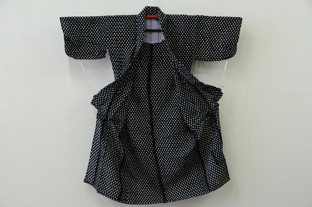 ○古い木綿着物　4点(絣古布材料)