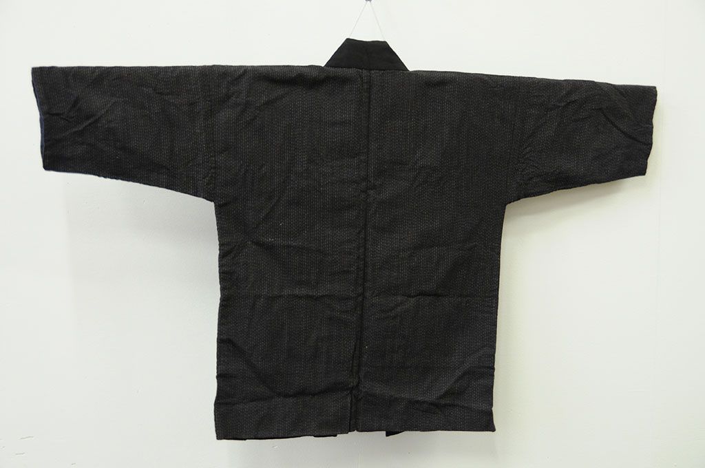アンティーク家具　○古い木綿着物　4点(絣古布材料)