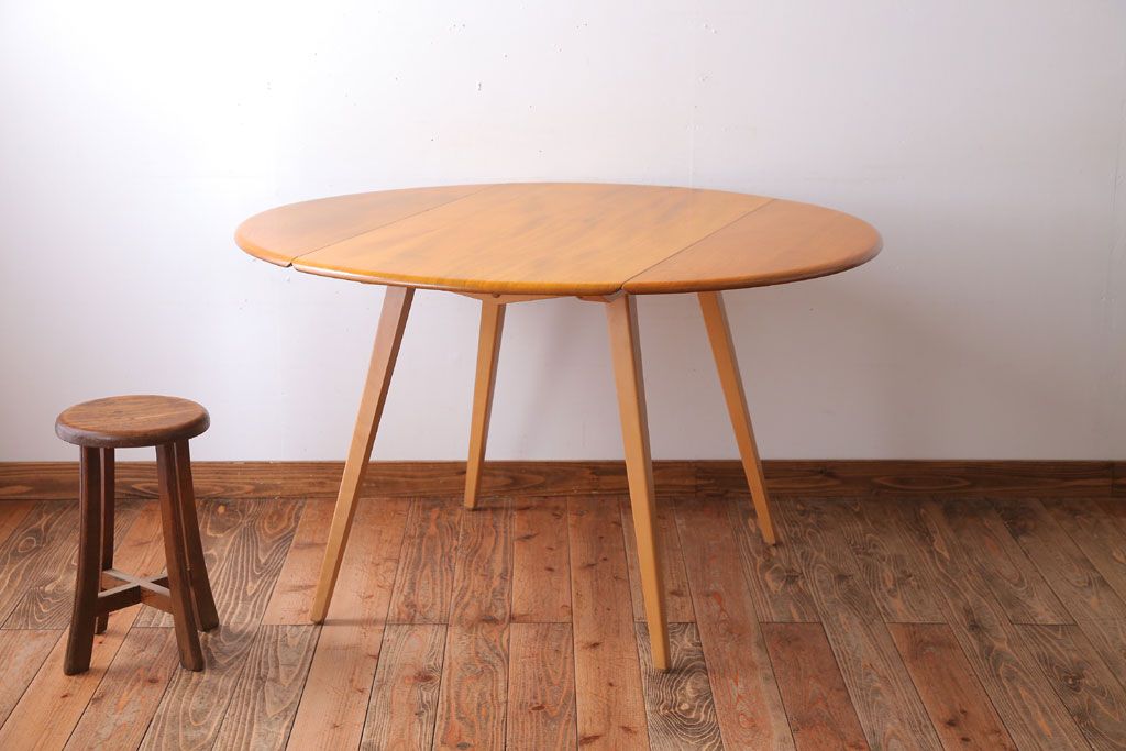 アンティーク家具　イギリスERCOL(アーコール)　ウィンザーシリーズ　ドロップリーフテーブル(バタフライテーブル)(2)