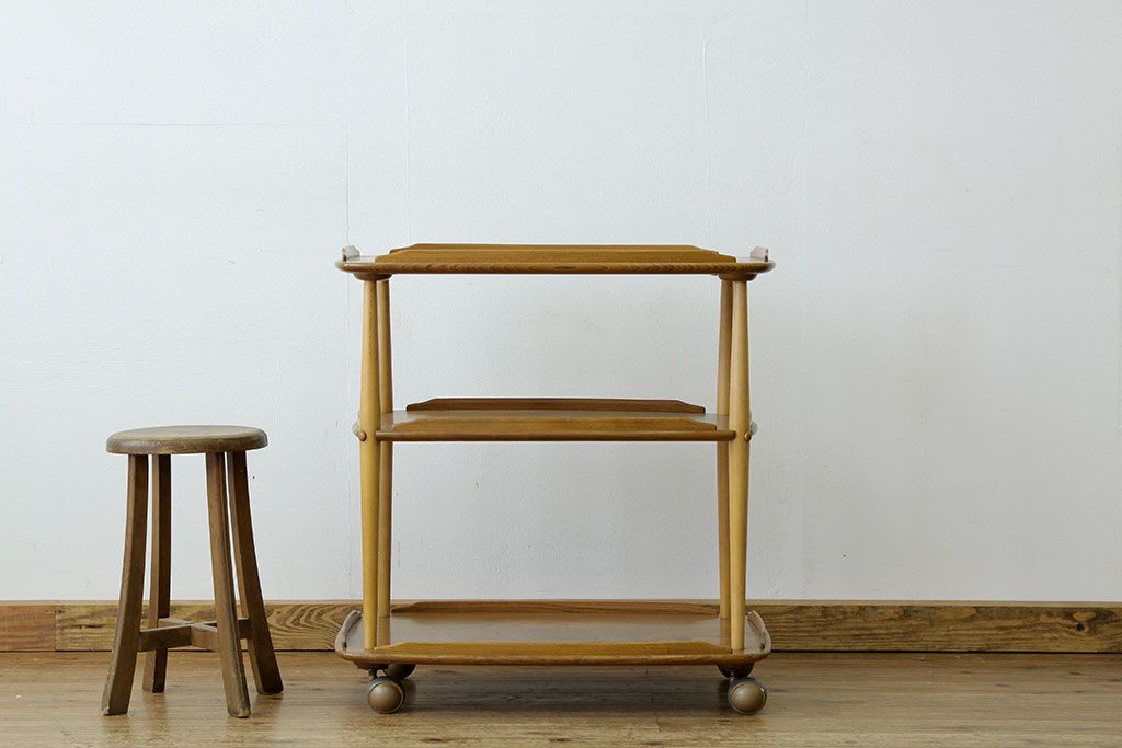 ヴィンテージ家具　イギリスビンテージ　アーコール(ERCOL)トロリーキャスターワゴン