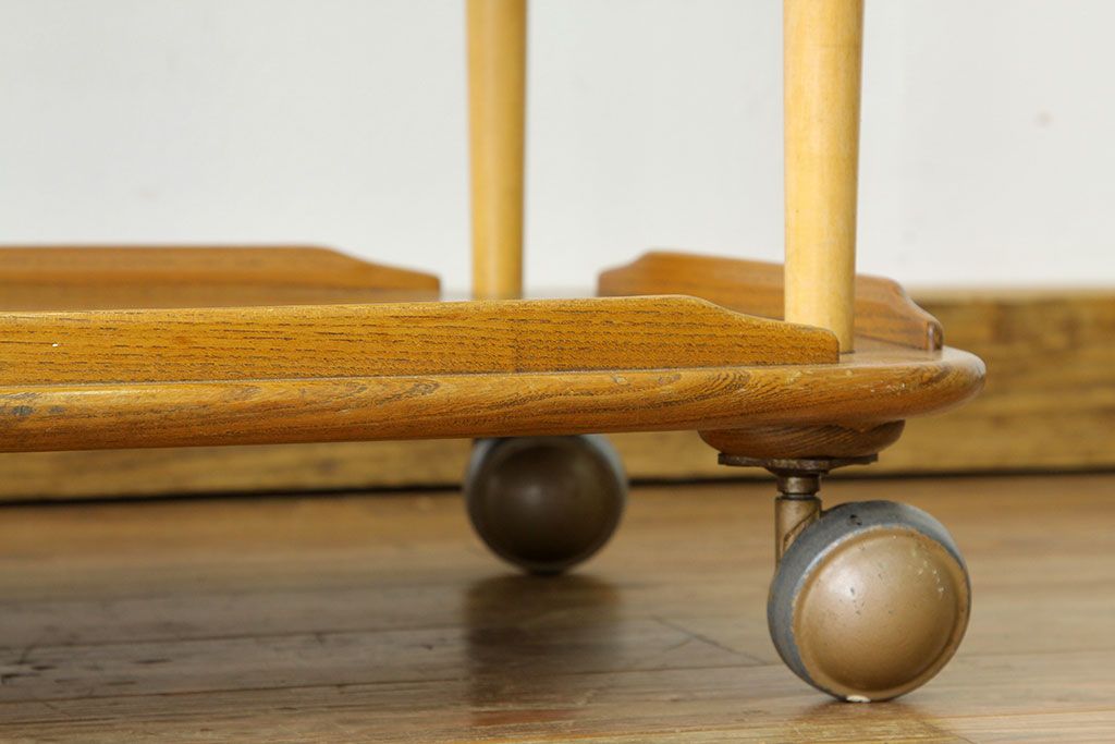 ヴィンテージ家具　イギリスビンテージ　アーコール(ERCOL)トロリーキャスターワゴン