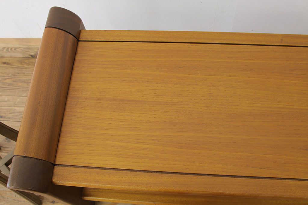 ヴィンテージ家具　北欧ビンテージ 60’ センターテーブル(コーヒーテーブル、カフェテーブル)