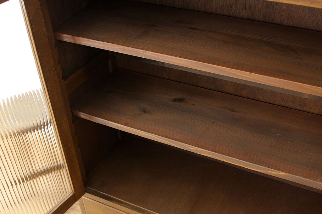 アンティーク家具　古い木のモールガラス入り本箱(ブックケース・収納棚)