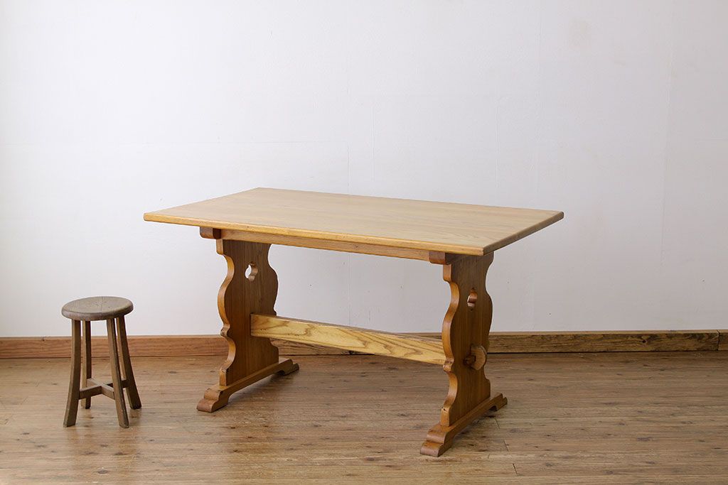 ヴィンテージ家具　イギリスビンテージ ダイニングテーブル(作業台)