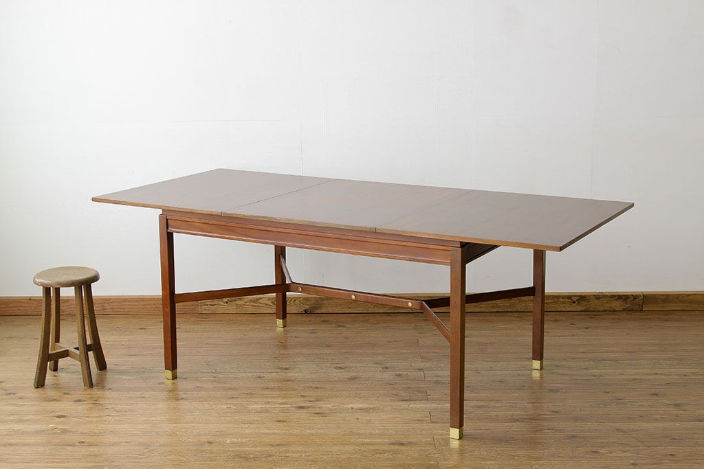 ヴィンテージ家具　北欧ビンテージ 1960年代G-PLAN(ジープラン)エクステンションテーブル ミッドセンチュリー