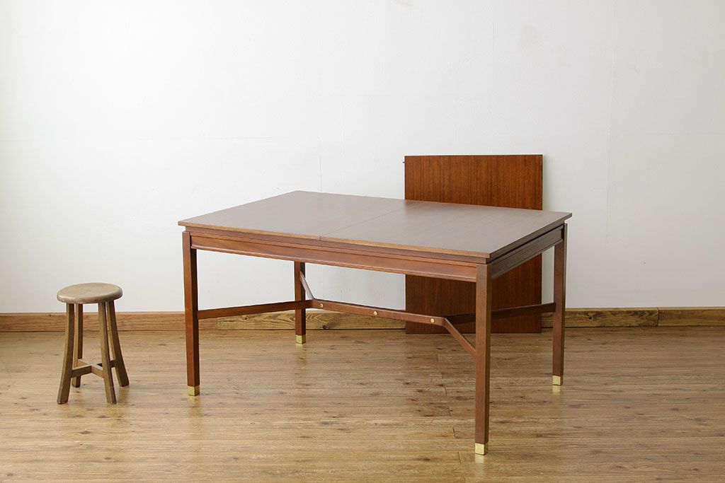 ヴィンテージ家具　北欧ビンテージ 1960年代G-PLAN(ジープラン)エクステンションテーブル ミッドセンチュリー