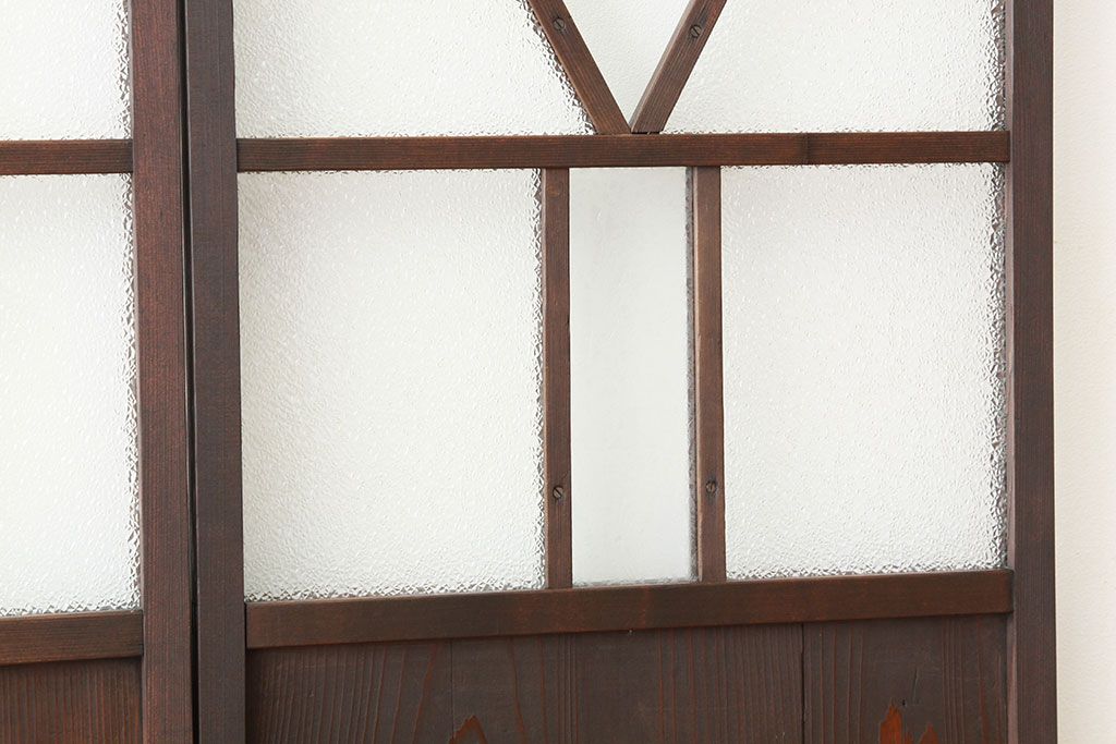 大正ロマン　素敵なデザインの巾のせまい菱型ダイヤガラス引き戸(建具・ガラス戸)