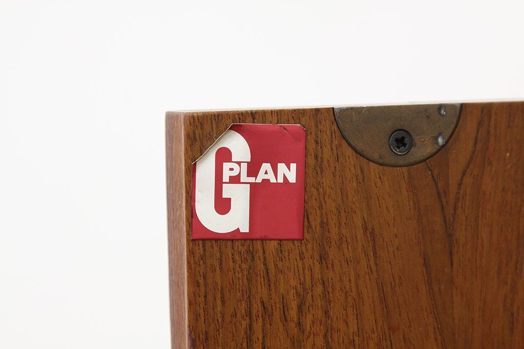 ヴィンテージ家具　北欧ビンテージサイド G-PLAN(ジープラン)(リビングボード)