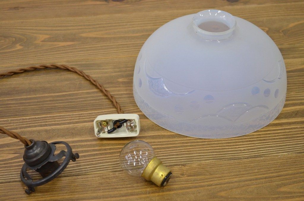大正〜昭和初期 オパール結晶切子電笠吊り下げ照明