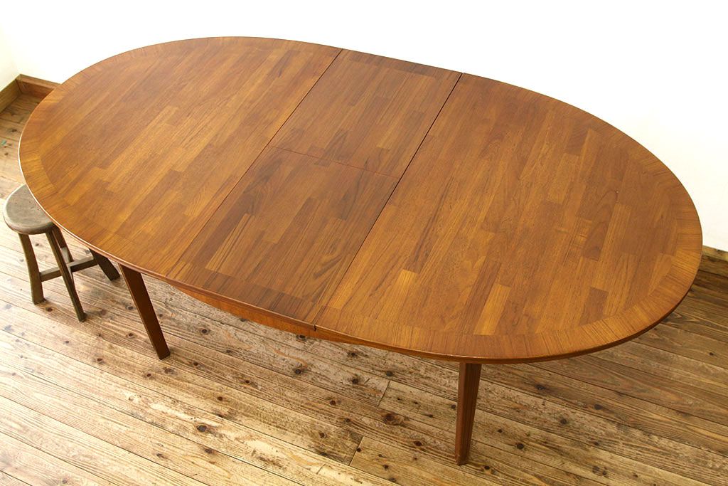 ヴィンテージ家具　北欧ビンテージオーバルエクステンションテーブル1960年代ミッドセンチュリー