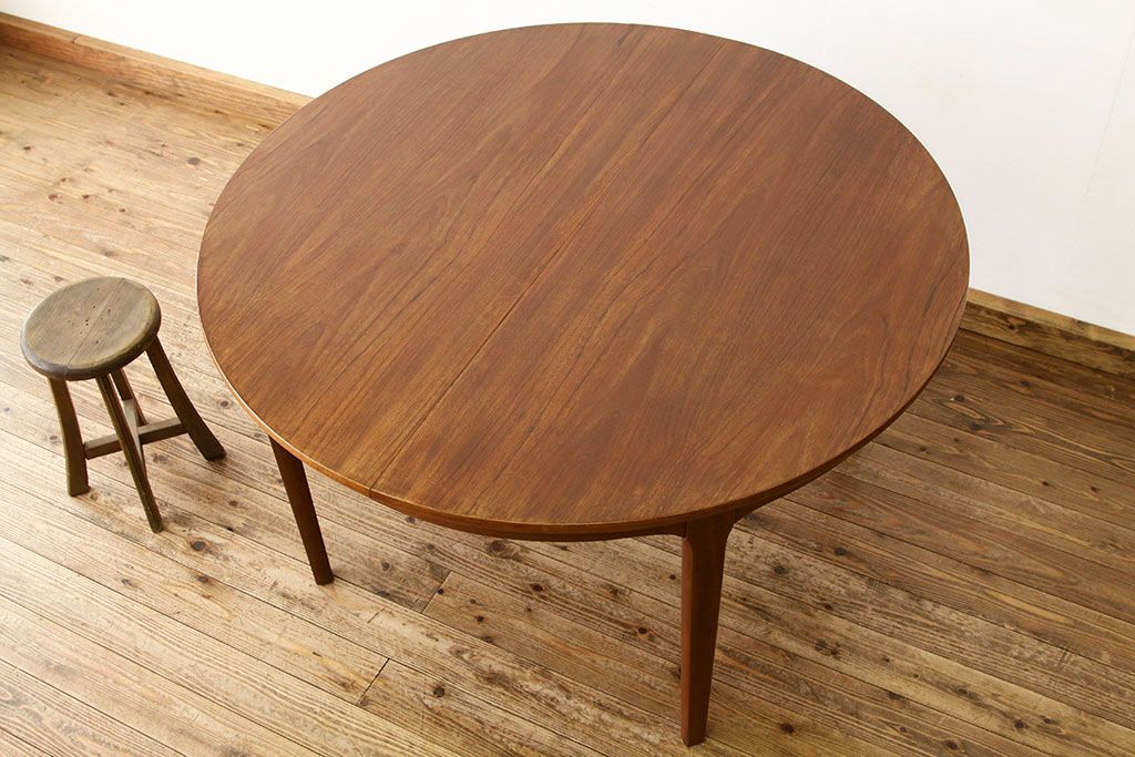 ヴィンテージ家具　北欧ビンテージエクステンションテーブル1960年代ミッドセンチュリー