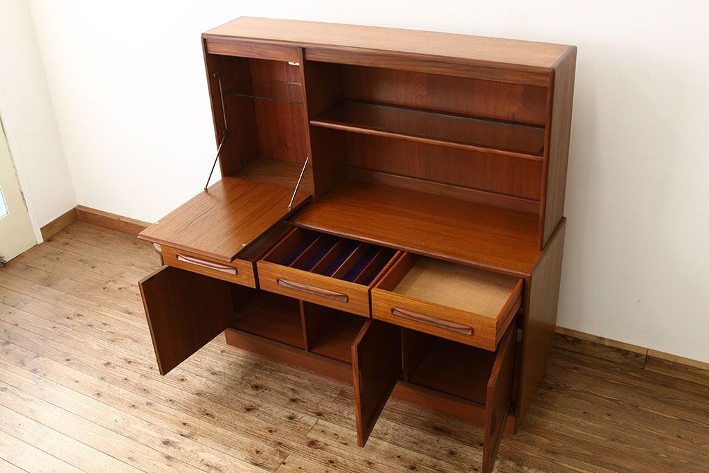 ヴィンテージ家具　北欧ビンテージサイドボードG-PLANジープランミッドセンチュリー1960年代