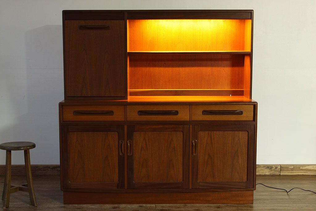 ヴィンテージ家具　G-PLANジープランミッドセンチュリー1960年代　北欧ビンテージサイドボード
