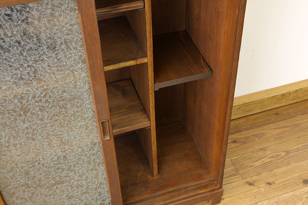 アンティーク家具 アンティーク古い無垢板の結霜ガラスの下駄箱(収納棚) ラフジュ工房
